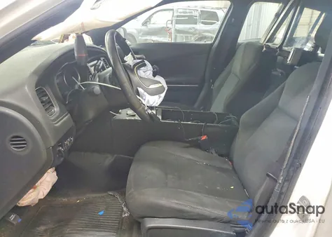 2015 Dodge Charger Police z USA, uszkodzony, nr VIN 2C3CDXAT2FH772205